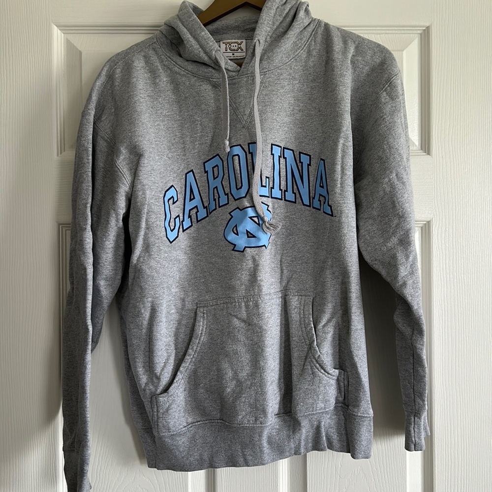 Womens Carolina Tar Heels Gray Hoodie